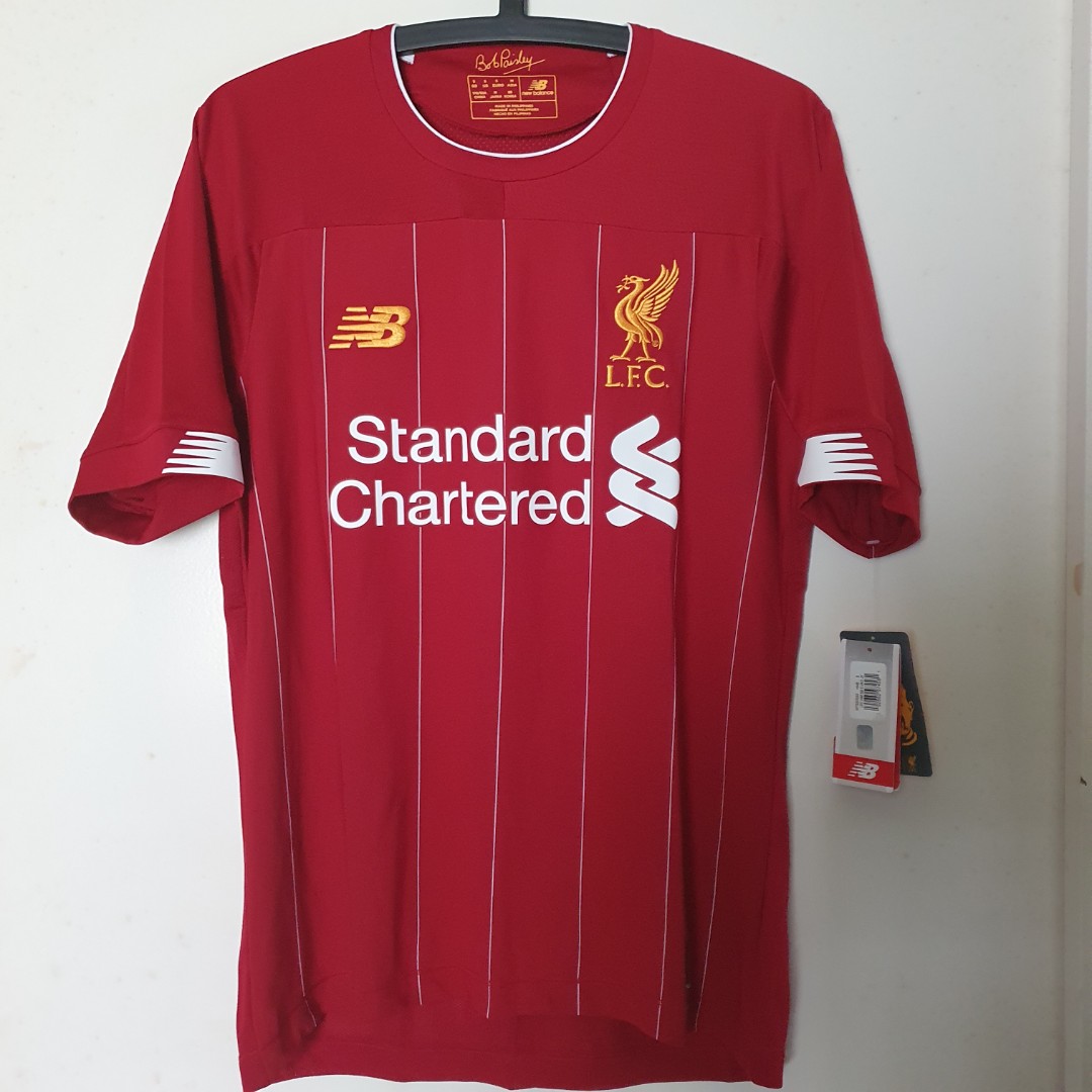 Liverpool sponsor nb hot sale