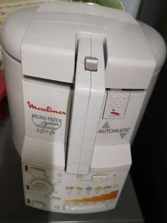 Never been used Moulinex Micro-filter System Deep Fryer