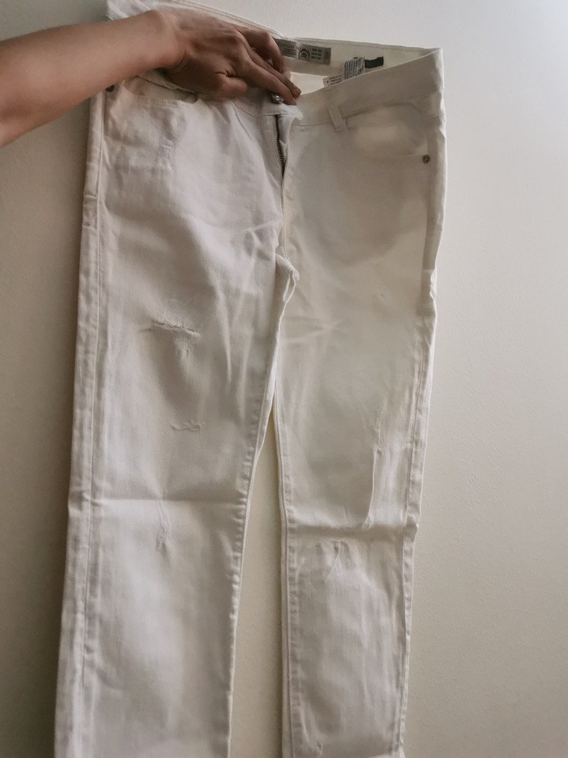 New Zara Skinny Ripped Jeans in White Women s Fashion Bottoms