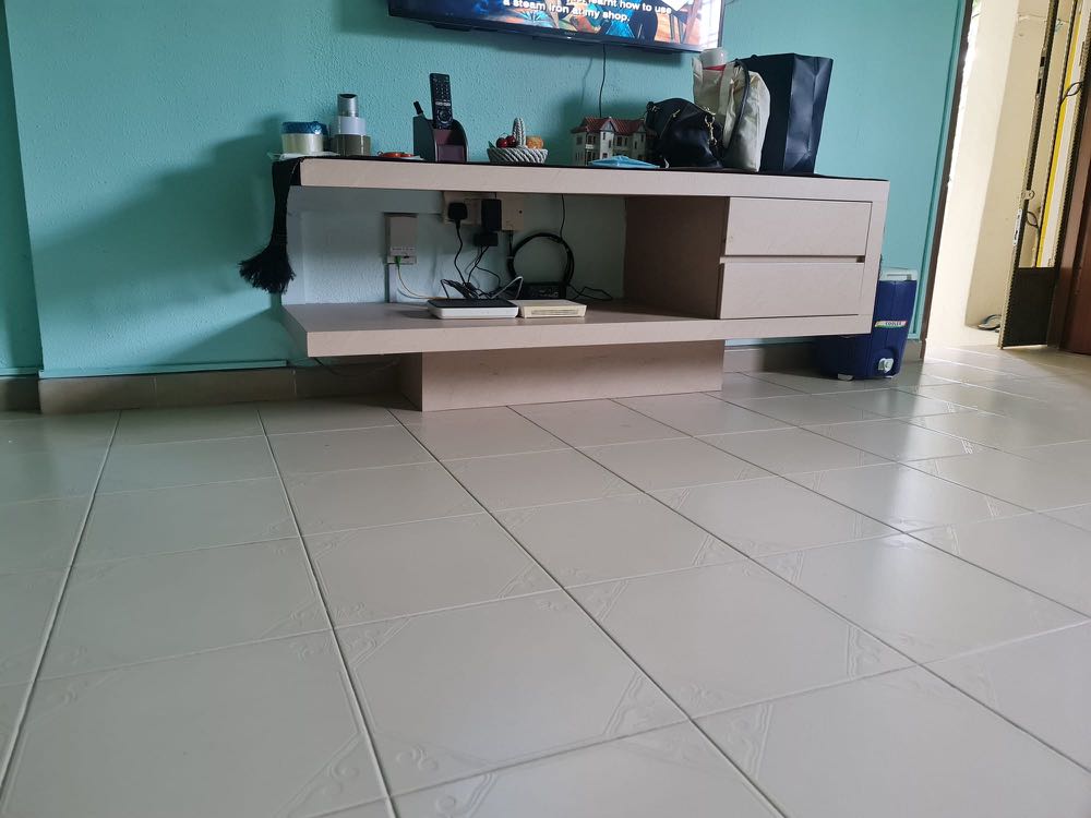 Nice tv console, Furniture & Home Living, Furniture, TV Consoles on