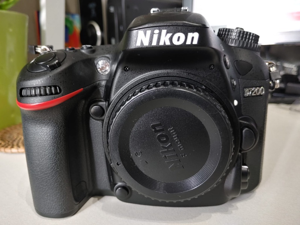 Nikon D7200 camera body in excellent condition, low shutter count ...