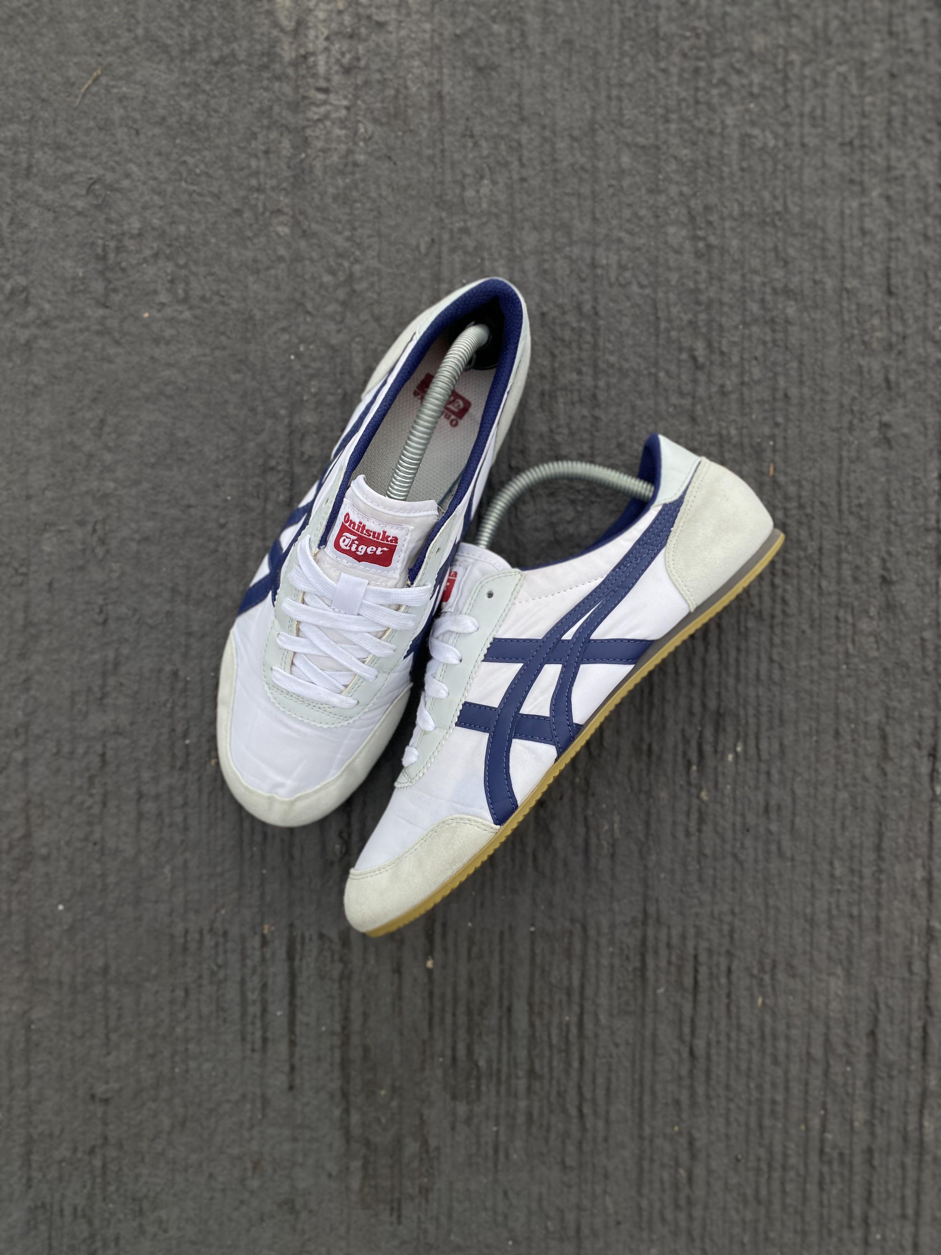 Onitsuka tiger online slip on track