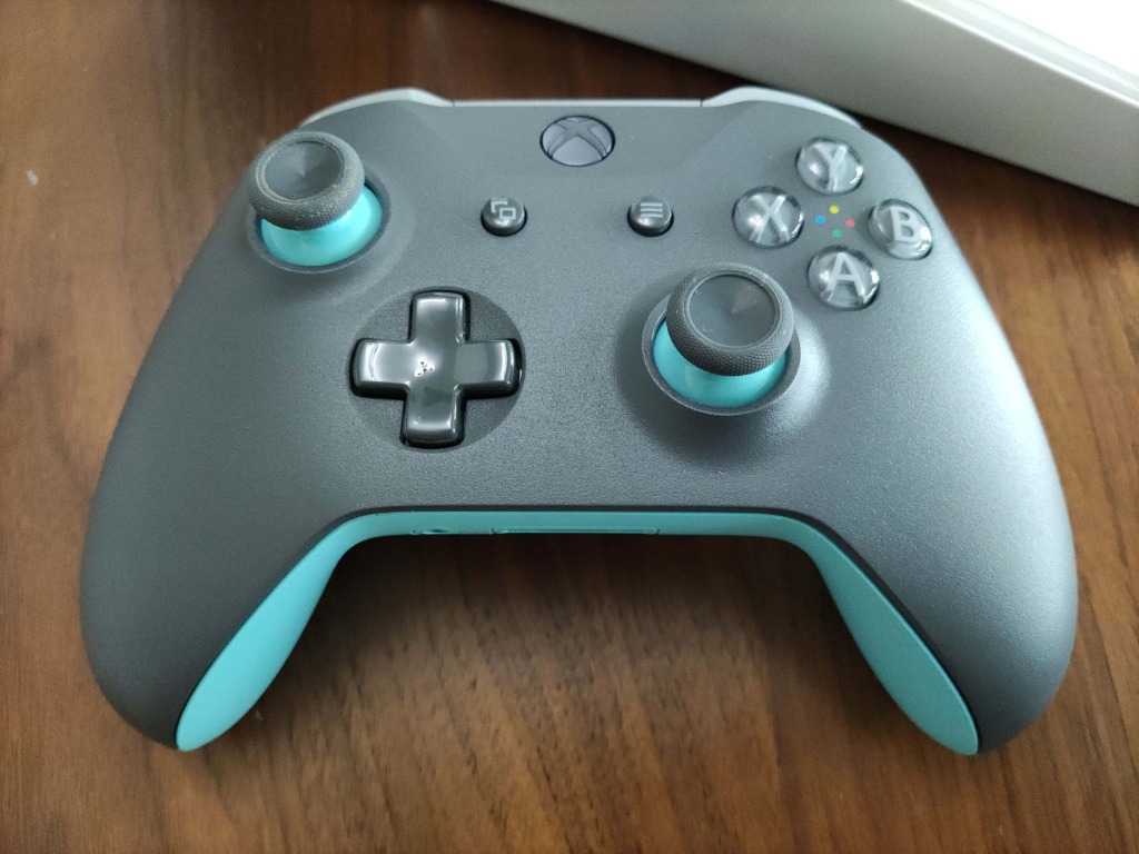 Microsoft Xbox Wireless Controller - Arctic Camo (Open Box - Excellent Condition)