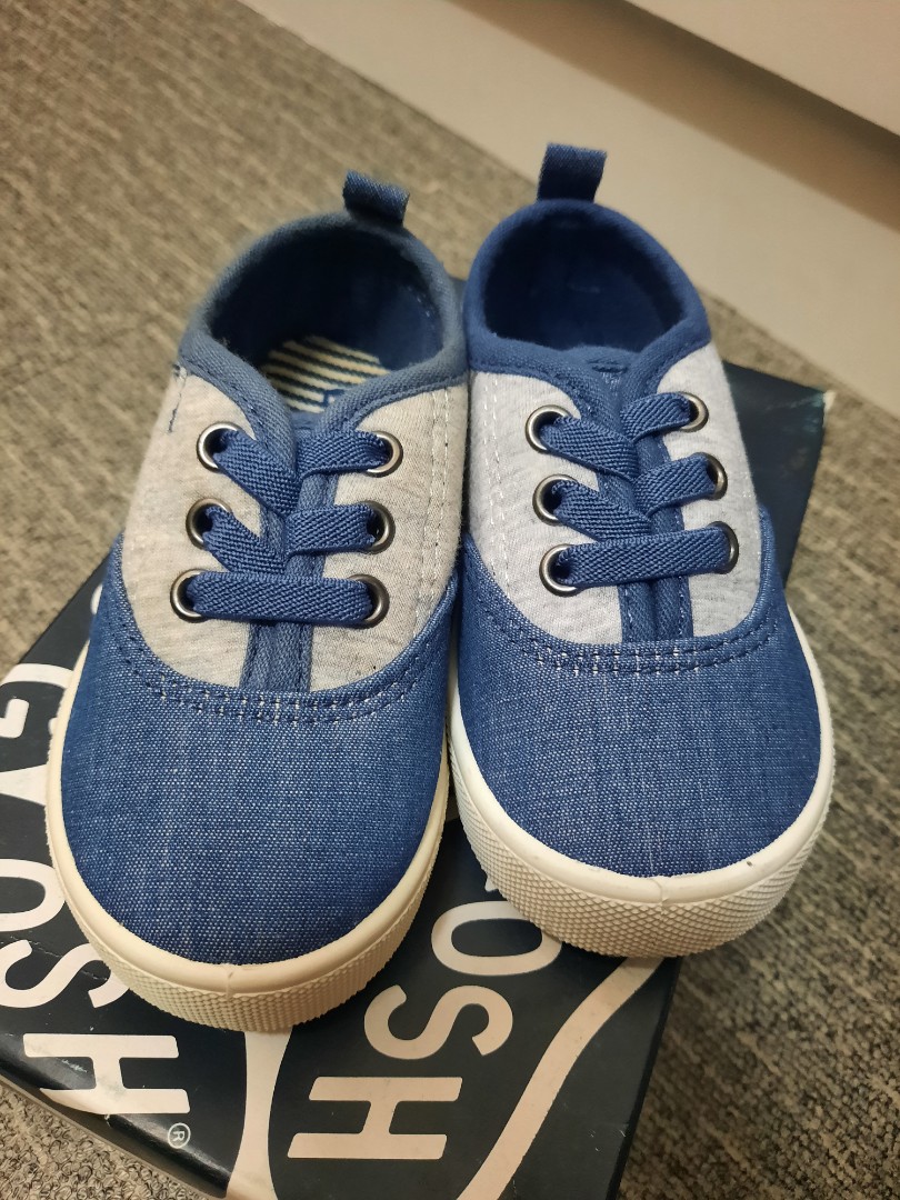 Oshkosh baby shop boy shoes