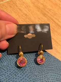 (Category: ) located in . Submitted by daisyduchess (Listing ID 1128414836, Image 1). Description: .