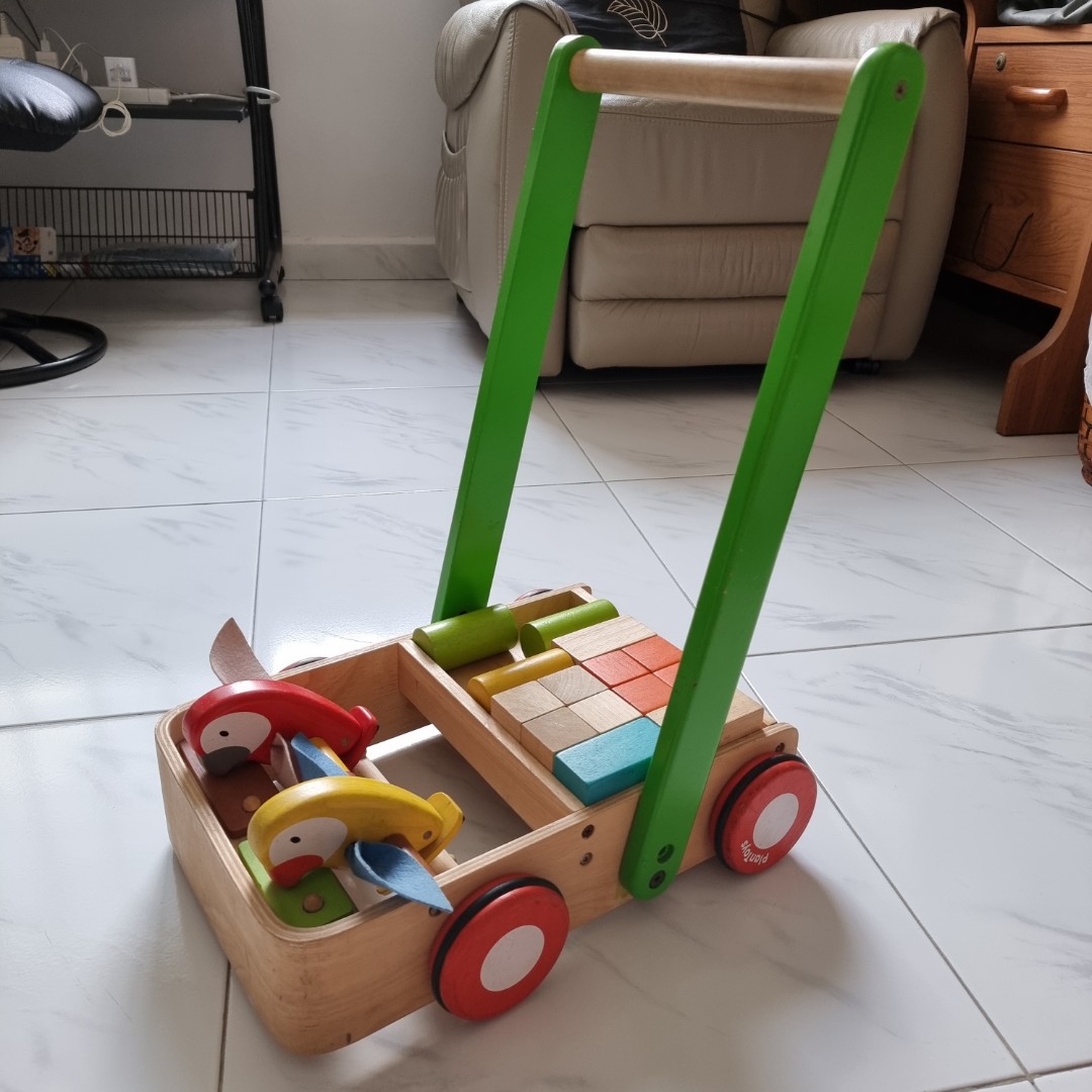 Plan toys bird walker sales