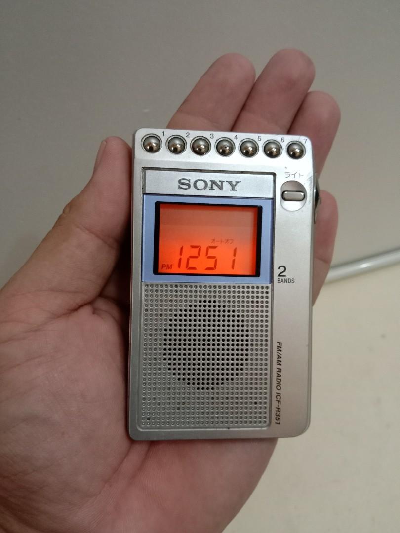 Rare Sony pocket FM/Am radio icf-r351, Audio, Portable Music 
