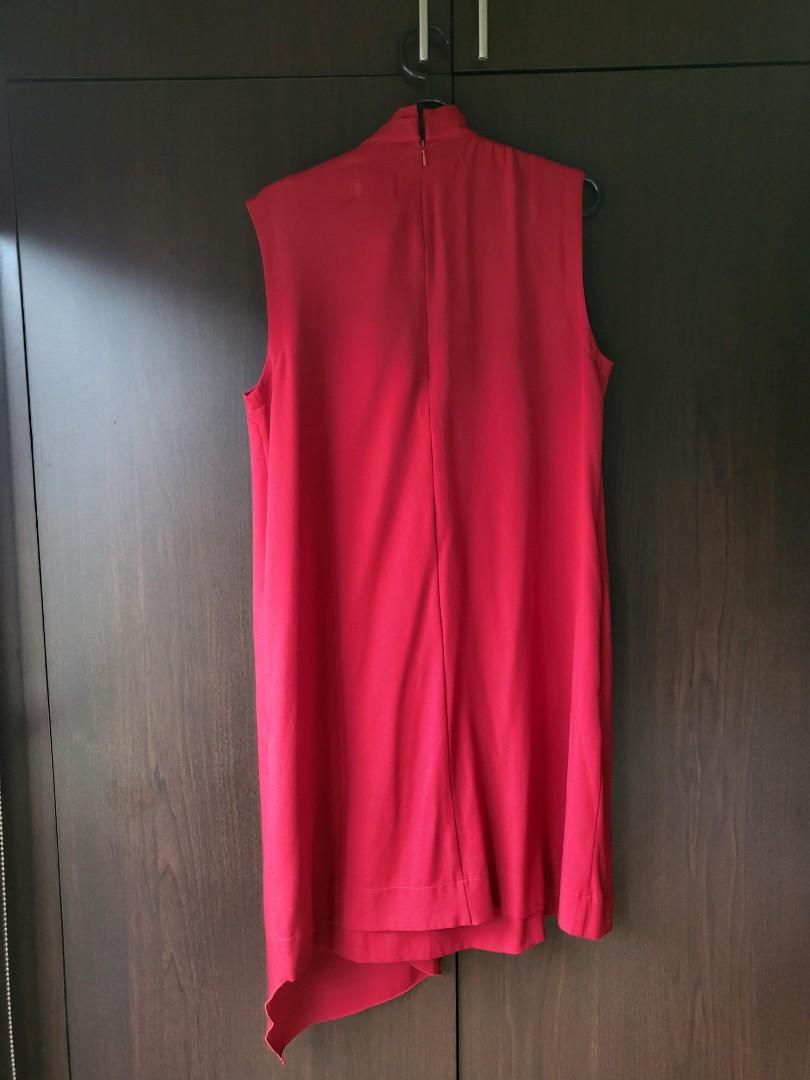 Red Plaints and Prints Dress (Category: Dresses) located in San Juan City. Submitted by dannitsai (Listing ID 1128307547, Image 3). Description: red sleeveless has pockets size m eur 10 us 6.