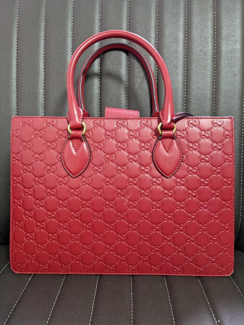 Gucci padlock signature top handle bag 2025