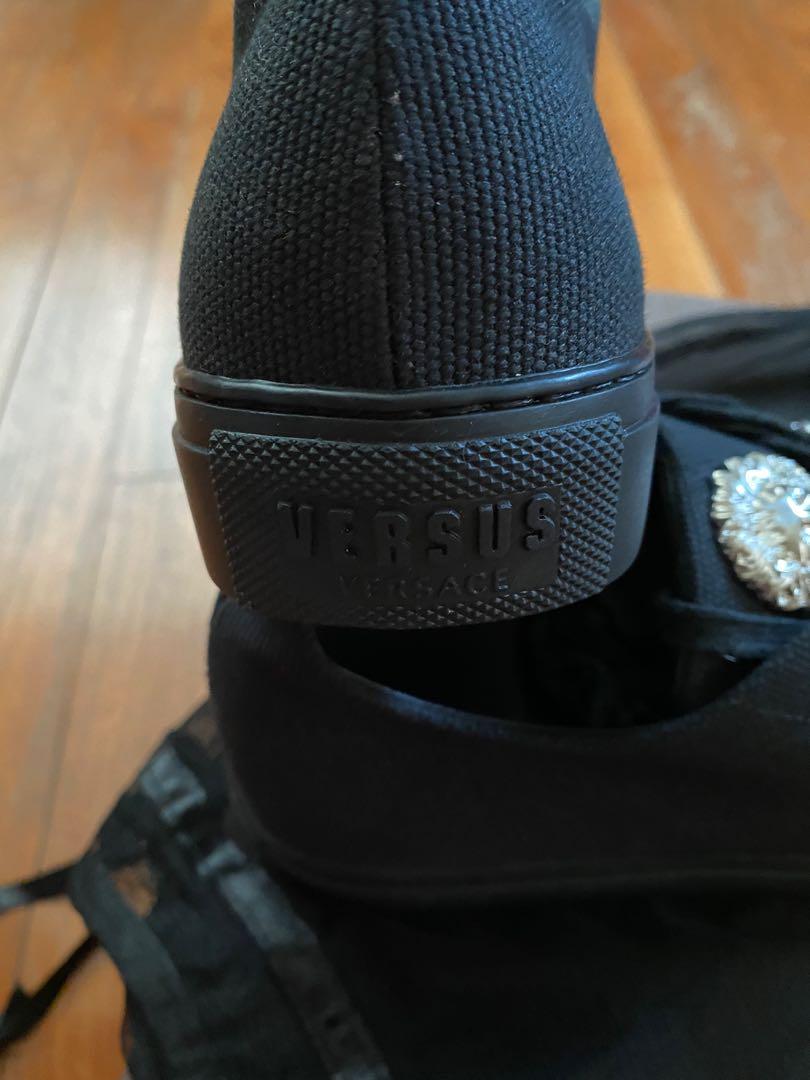 Versace shoes lion head 2025