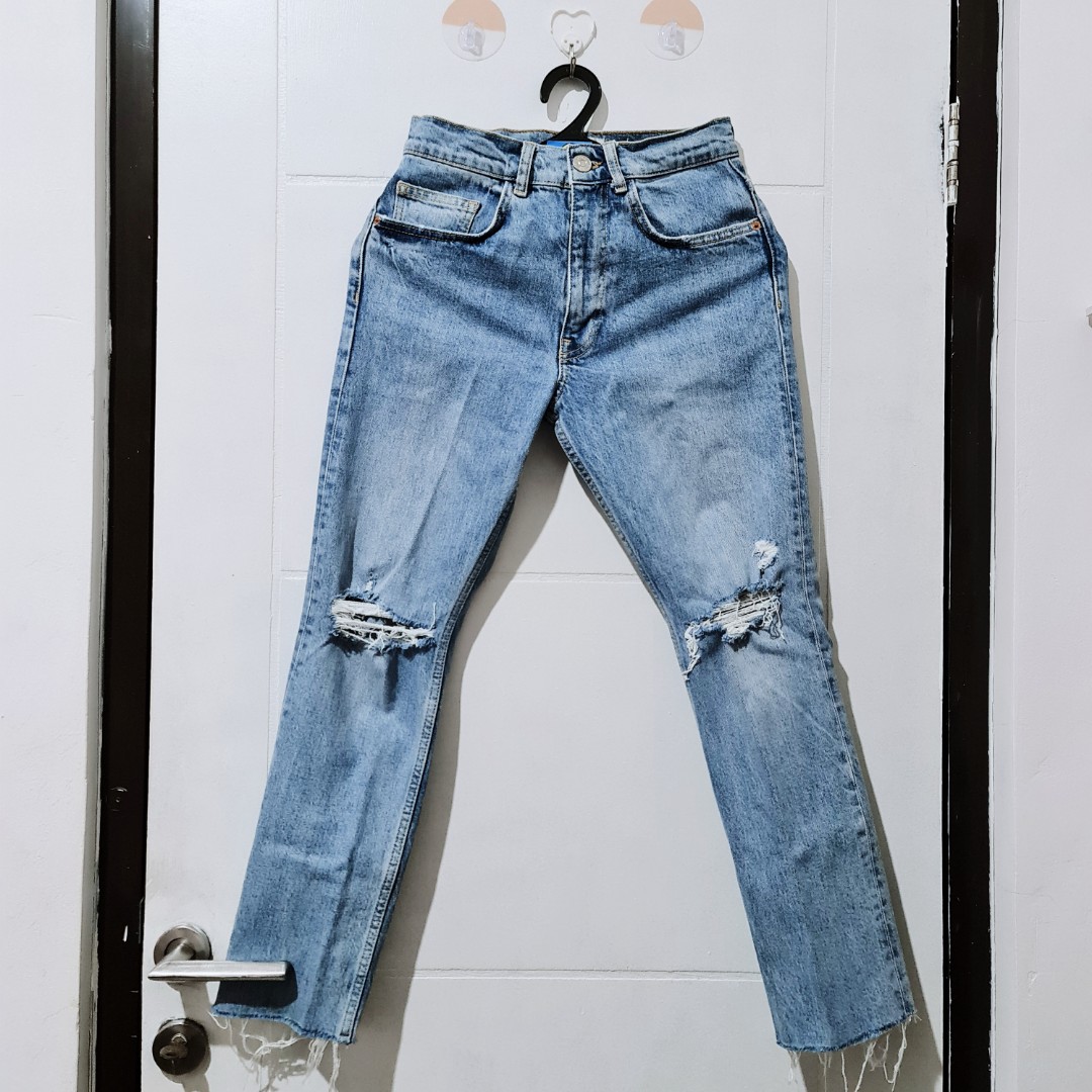 zara unfinished flare jeans, Fesyen 