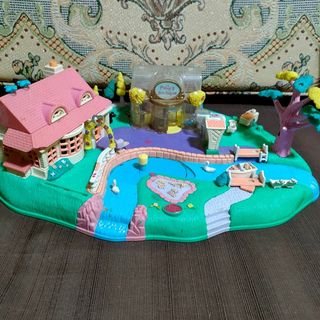 (Category: ) located in . Submitted by secondhandeverythingshopee (Listing ID 1128675623, Image 1). Description: .
