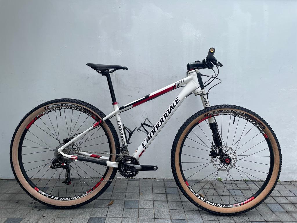 2014 Cannondale aluminium f29 Hardtail