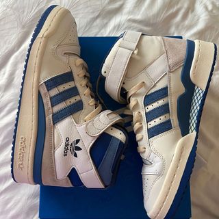 (Category: ) located in . Submitted by sendsneakers (Listing ID 1128613319, Image 1). Description: .