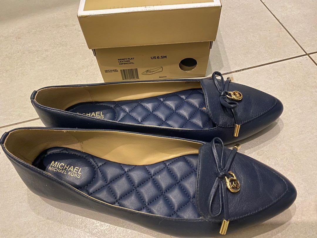Michael kors discount navy flats