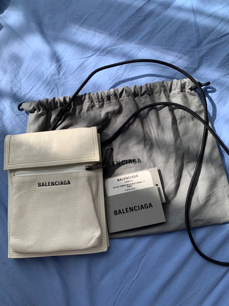 kombination Ruin Electrify Balenciaga Bag 巴黎世家袋, 名牌, 手袋及銀包- Carousell
