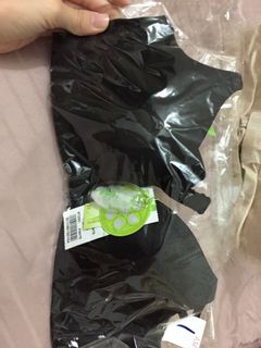 (Category: ) located in . Submitted by clearance.item (Listing ID 1128627615, Image 1). Description: .