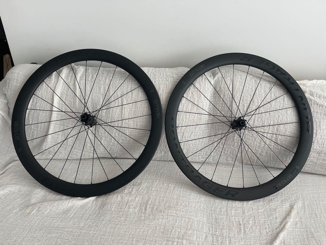 Bontrager aeolus pro 2025 5 tlr road wheel