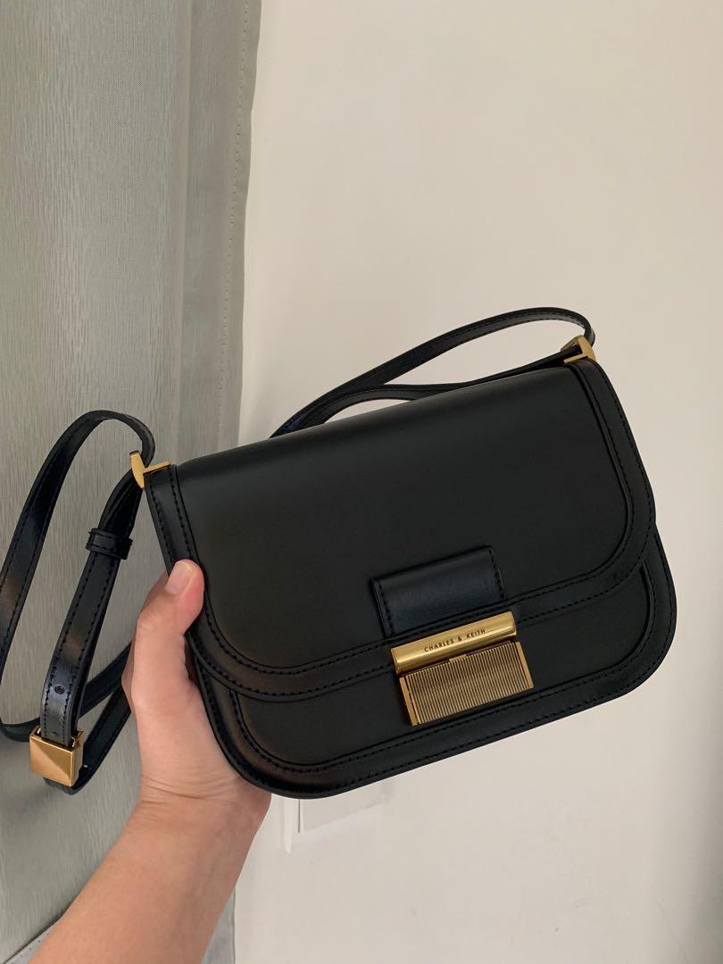 Charles & Keith Charlot Bag in Black, Women's Fashion, Bags & Wallets ...