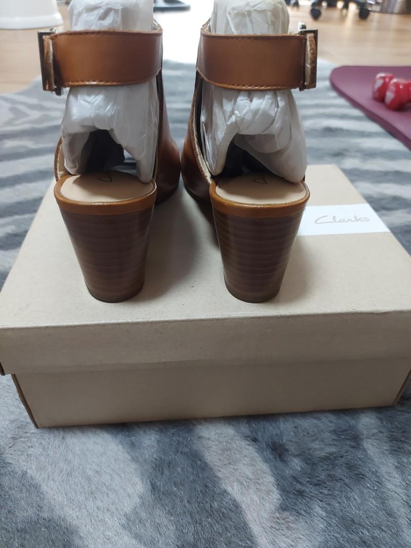 Clarks Deloria Gia Sandals Women s Fashion Footwear Sandals on