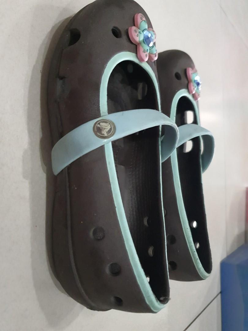 Keeley crocs deals