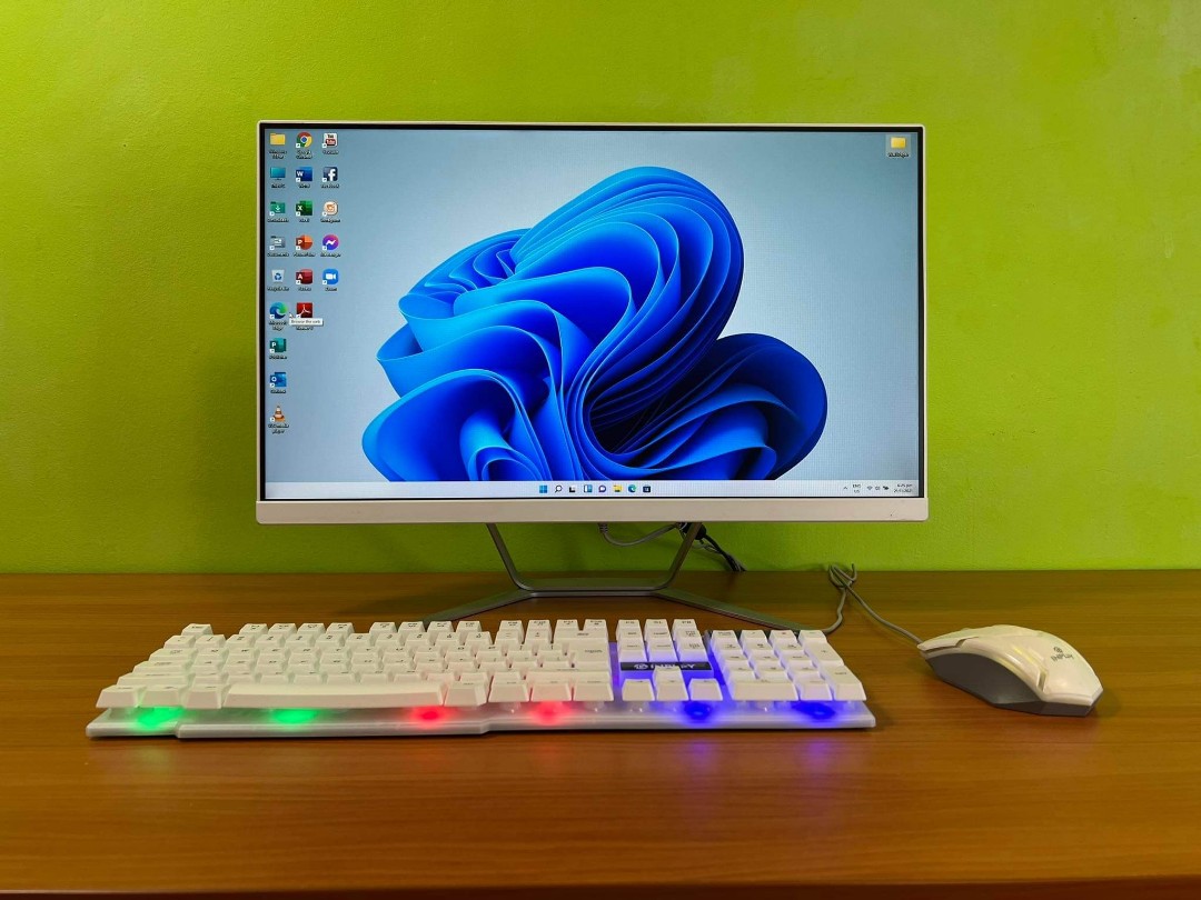 Dhp Slim i5 7th Gen. All In One Pc SET Computer, Computers & Tech