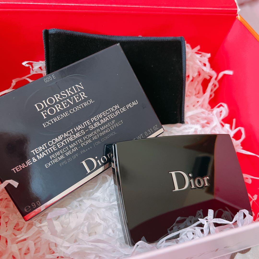 Dior DiorSkin Forever Extreme Control Compact Foundation