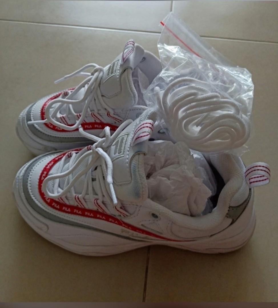 SALE Fila Ray Tapey Tape