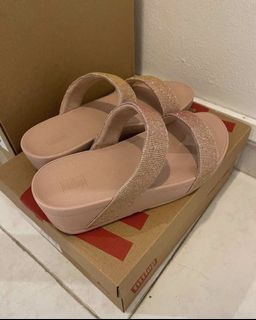 (Category: ) located in . Submitted by modestylesio (Listing ID 1128573289, Image 1). Description: .