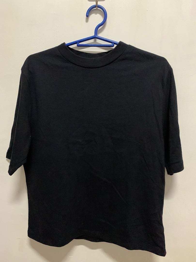 Folder Hung Black 3 4 Sleeves Women S Fashion Tops Others Tops On Carousell