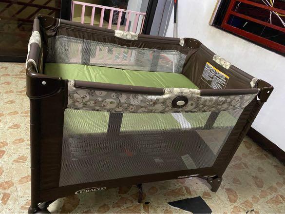 Graco outlet crib price
