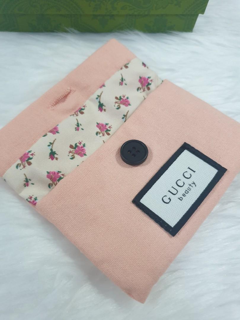 Gucci Beauty comb with pouch, Luxury, Accessories on Carousell