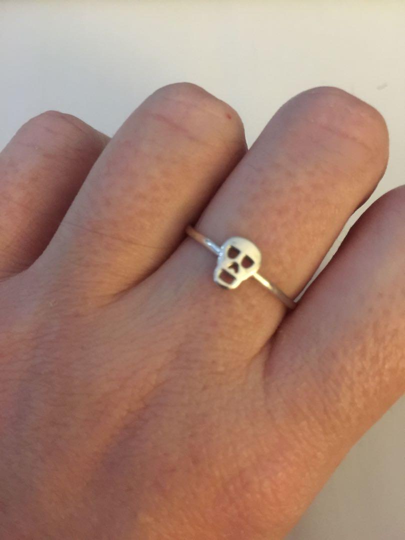 Karen walker skull ring online