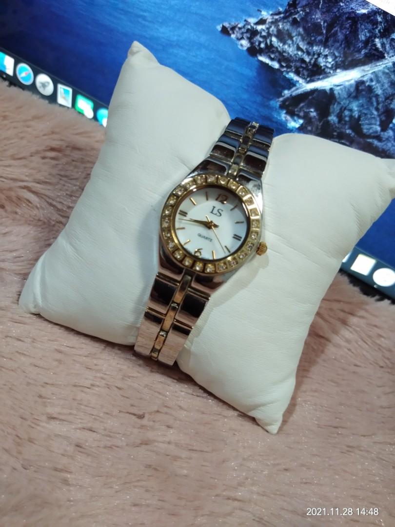Laura scott 2025 watch