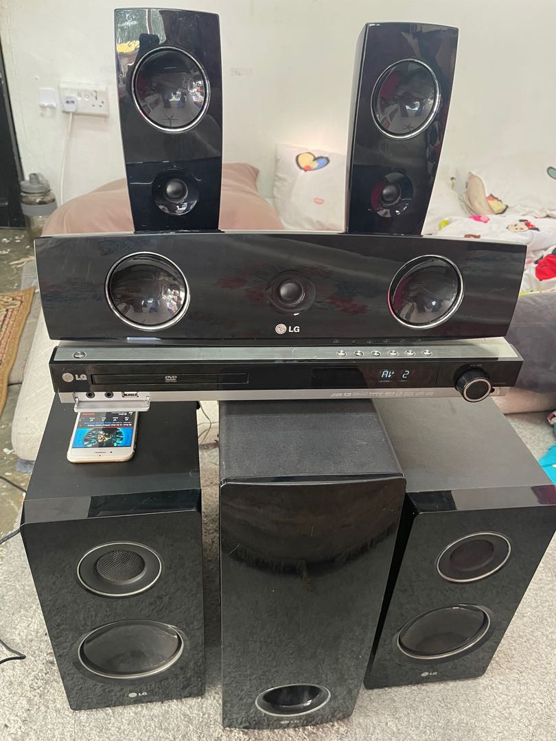 Lg best sale big speaker
