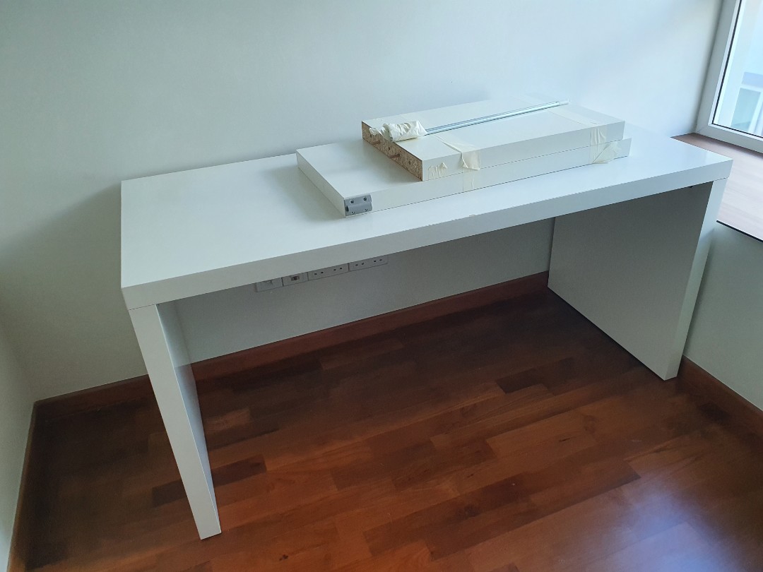 Ikea malm online desk white