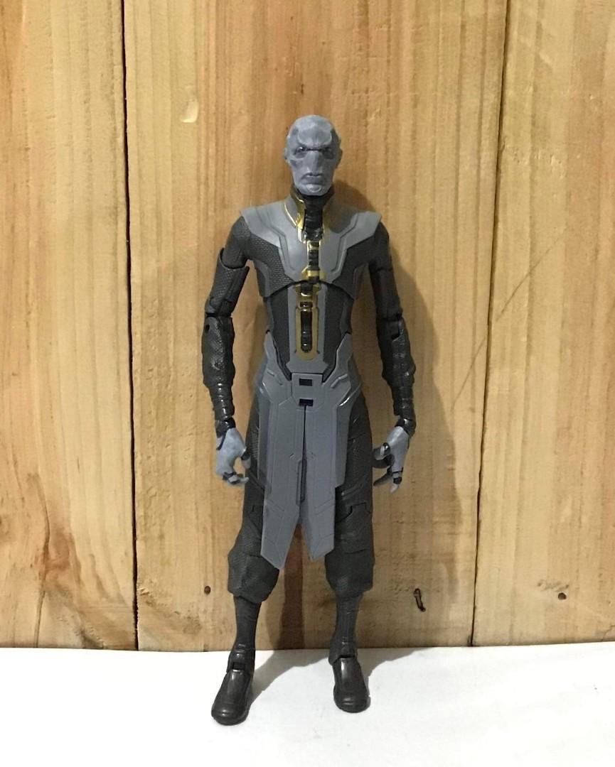 Marvel legends ebony maw sales walmart