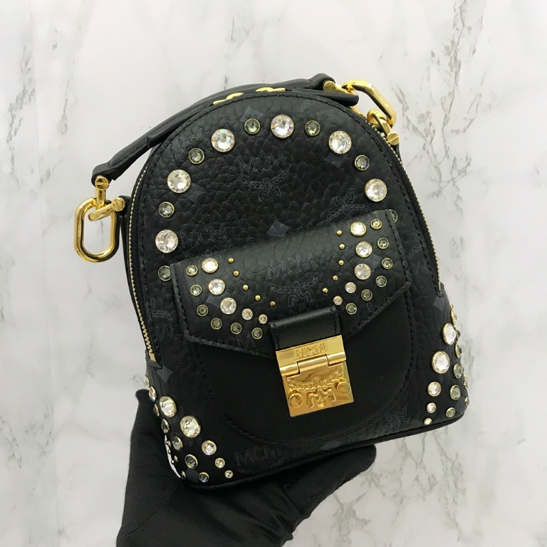 Mcm swarovski outlet