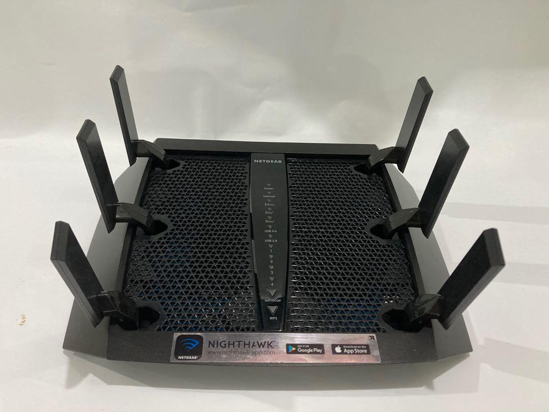 NETGEAR Nighthawk X6 Smart Wi-Fi Router (R8000) - AC3200 Tri-band Wireless  Speed (Up to 3200 Mbps) | Up to 3500 Sq Ft Coverage & 50 Devices | 4 x 1G 