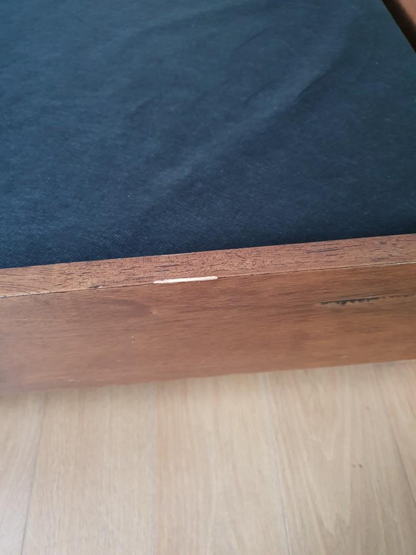 Picket and Rail bed frame (original price 1.5k), Furniture & Home