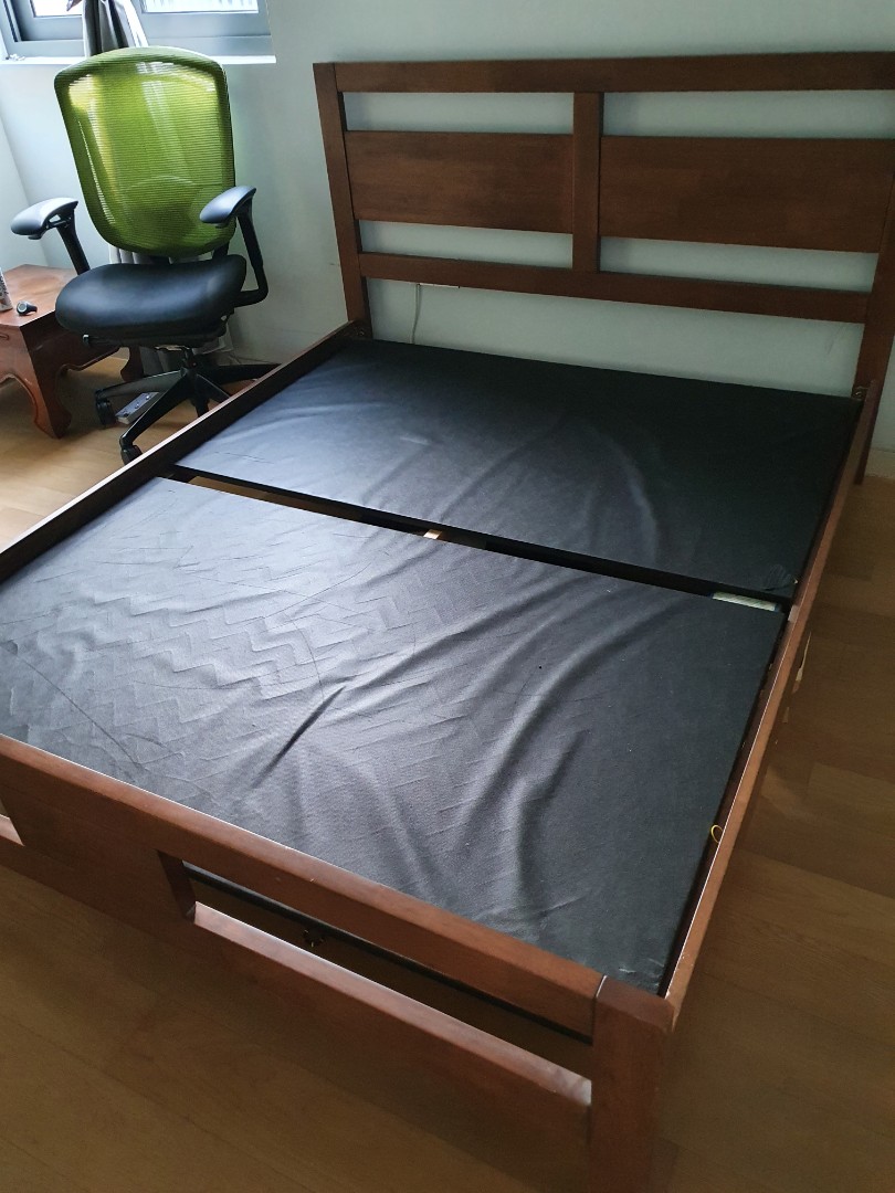 Picket and Rail bed frame (original price 1.5k), Furniture & Home