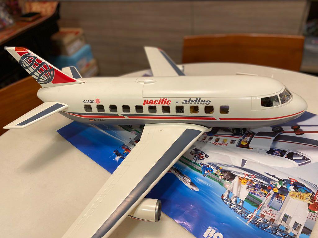 Playmobil 4310 Pacific Airline Cargo JUMBO Airplane Jet, Hobbies & Toys