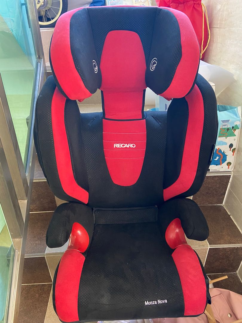 Recaro car seat, 兒童＆孕婦用品, 外出用品, 外出用品 安全座椅 Carousell