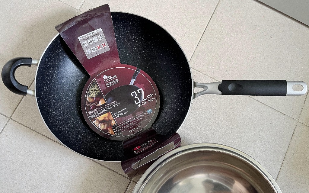 SARA/NonStick Deep Frying Wok Pan 32 cm w Handle/Stir fry wok