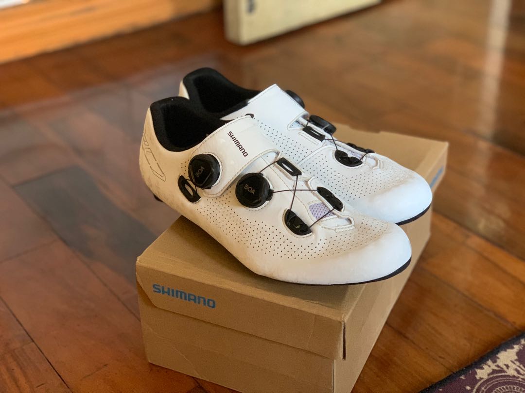 SHIMANO RC7 (EU 45), Sports Equipment, Bicycles \u0026 Parts, Bicycles on  Carousell