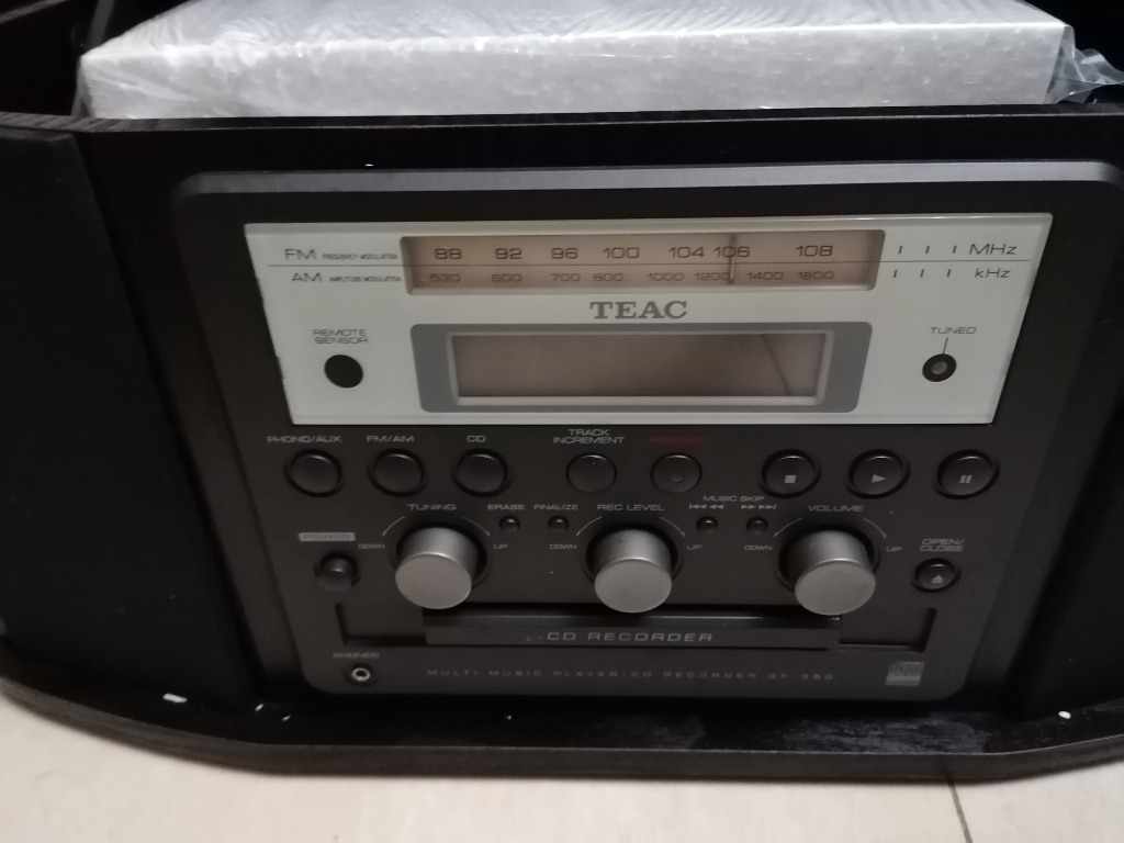 TEAC GF350 COMPACT HIFI STEREO SYSTEM, 家庭電器, 電視 & 其他娛樂, 娛樂系統及智能家居產品