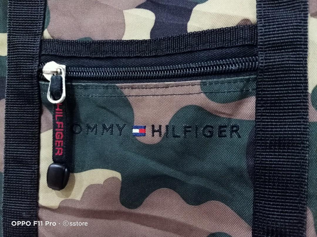 Tommy hilfiger camouflage tote store