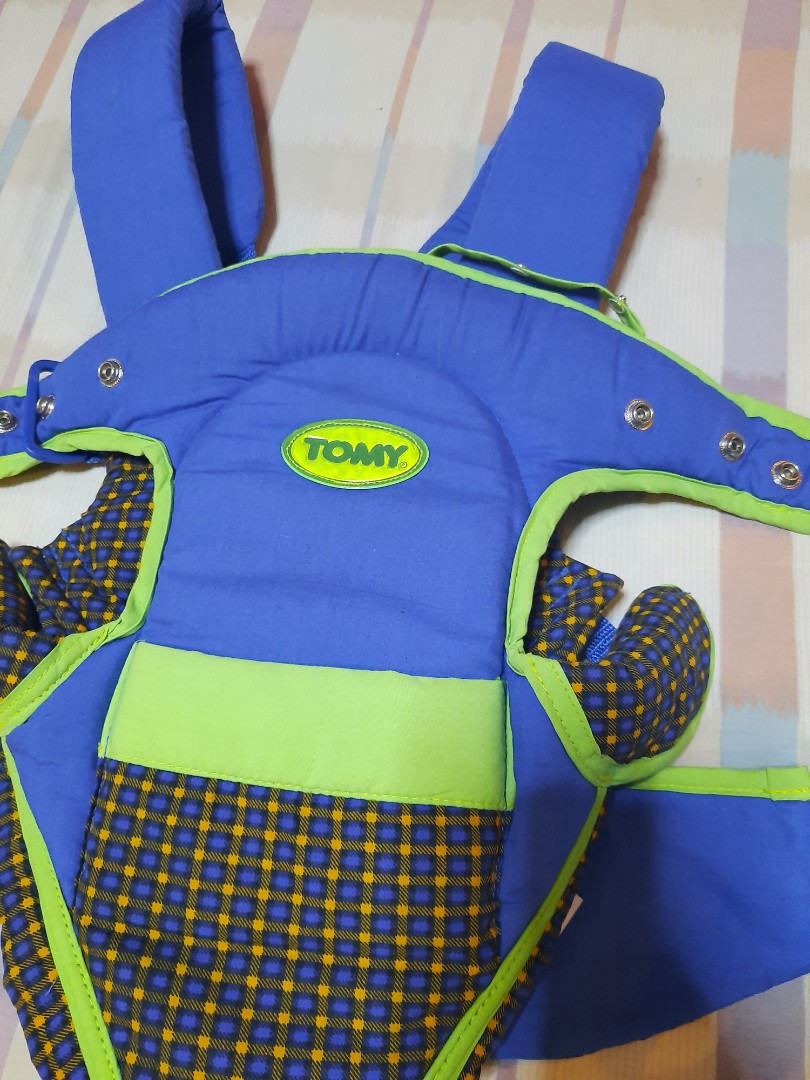 TOMY carrier, Babies & Kids, Going Out, Carriers & Slings on Carousell