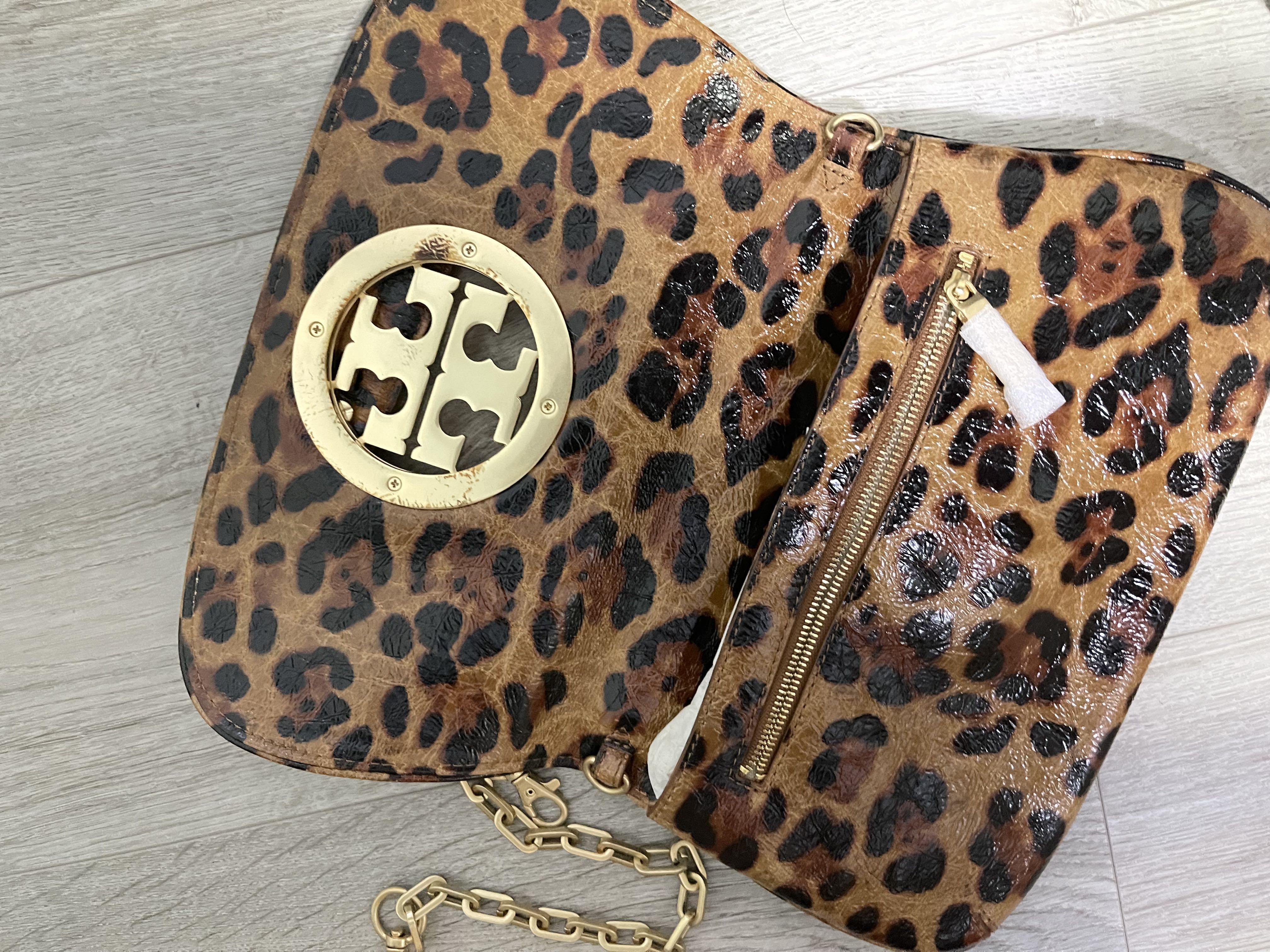 Tory burch leopard clutch online