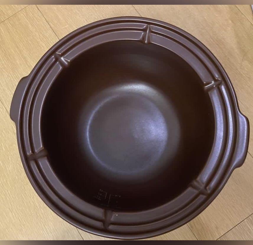 Toyomi rice cooker clay pot, TV & Home Appliances, Kitchen Appliances, Cookers on Carousell